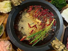 -黄潇洒老火锅(九眼桥宏济巷店)