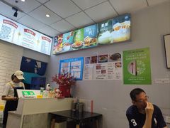 -香探花·擀面皮肉夹馍(北苑店)