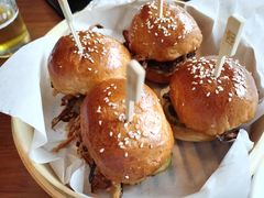 迷你汉堡-Twin Tails Brewpub双尾精酿餐吧(八坼店)