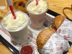-The Habit Burger Grill 哈比特汉堡(爱琴海店)