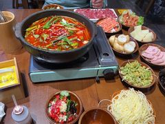 -黔有有贵州酸汤夺夺粉火锅(五味十字店)