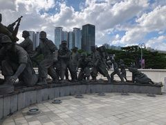 -韩国战争纪念馆