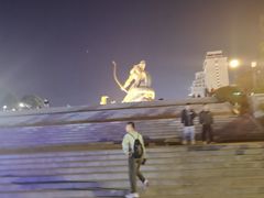-巴陵广场