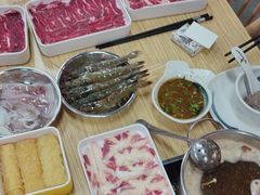-杨老板·海鲜集市火锅·鲜切牛肉(中防万宝店)