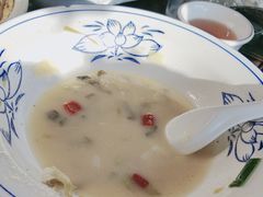 -蓝田九大碗民俗食府(蓝田店)