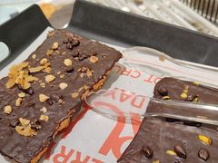 -HOT CRUSH趁热集合·现烤面包(环球港店)