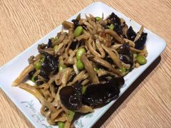 -老乡鸡(上海白玉兰广场店)