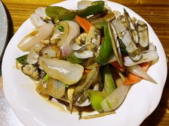 -三姐妹·海鲜大排档