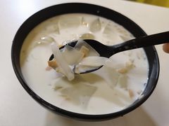 椰奶清补凉-志龙皇冠吃货椰子铺