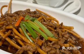 Scattered Beef