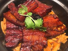 黑枣汁煨五花肉-港丽餐厅(高德置地店)