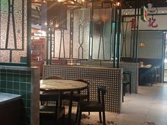 -雍哲港式餐厅(现代广场店)