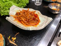 -臻牛烤肉