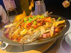 -鸣记脆皮烤鱼·海鲜烤鱼(三八广场店)