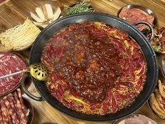 -山悦里 山野·鲜火锅(罗斯福广场店)