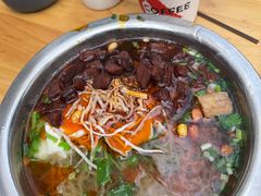 -老五鸡丝豆花面粉(瑞金北路68号院店)