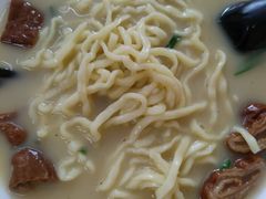 -三百碗宝应长鱼面(板仓街店)