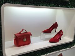 -hotwind热风(世纪东方广场店)