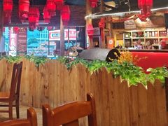 -老滇山寨•云南特色菜•地方菜•民族风情歌舞表演(金碧店)