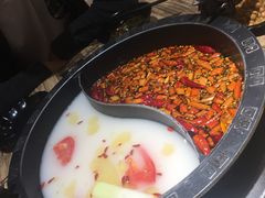 -销魂美蛙鱼头火锅(上海首店)