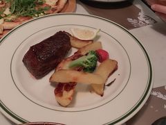 招牌果木烤牛小排-IL Forno 意坊·意大利餐厅(花园店)