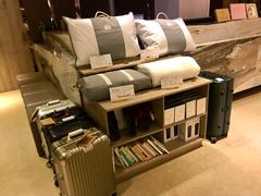 -西安大雁塔科技大学地铁站亚朵酒店