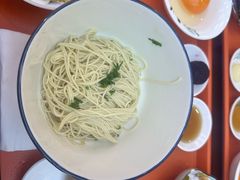 -百年老字号·观振兴蟹黄面·三虾面·苏式面(观前街富仁坊巷店)