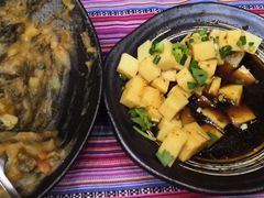 -香巴拉云南餐厅(华莱坞店)