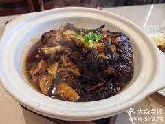 -老码头黑皮肘子锅包肉熏酱水饺(文政街店)