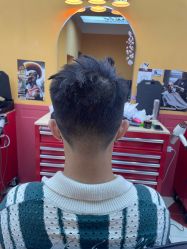 -Devilhands Barbershop男士理容店