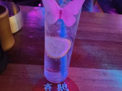 -喜鹊音乐酒馆(西街店)