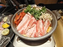-山川小町·极番烧肉(新地假日广场店)