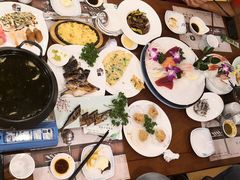 -青瓦餐厅·生鱼片·韩园烤肉(西塔店)