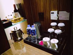 -上海滴水湖皇冠假日酒店