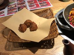 年猪炸肉丸-吃饭皇帝大(解放西路店)