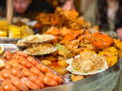 蒜蓉粉丝蒸扇贝-日进一片海.生腌海鲜火锅.宵夜烧烤(三里屯总店)