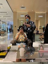 -罗亚帝造型·烫发染发