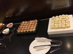 -上海龙之梦万丽酒店