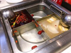 -海底捞火锅鲜切牛肉主题店(长寿路店)