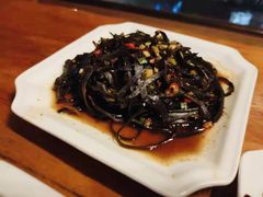 -临江餐馆二楼美食部落