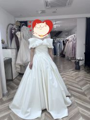 点击看大图 -予白婚纱礼服馆