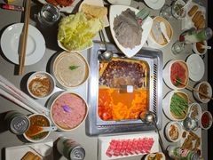 -海底捞火锅鲜切牛肉主题店(长寿路店)