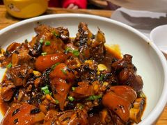 乡里盐菜烧猪脚-渔乡米香·剁椒鱼头(四方坪店)