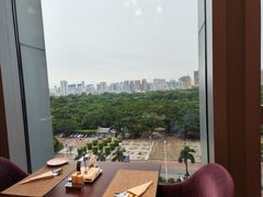 -南湖名都·景湖轩全日制餐厅·海鲜自助·东南亚风味·临湖而食