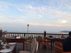 iphone_upload_pic-渔家火锅·海鲜自助餐·演艺(亚龙湾天域酒店)