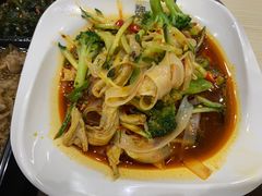 -魏家凉皮(万辉店)