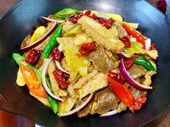 干锅牛什-漓江又一軒·广西菜·桂林米粉(梅林店)