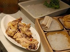 -尚尚仙·酸汤猪手·猪肚鸡火锅(华联万柳购物中心店)