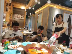-墨居上隐·院子里火锅(峨眉店)