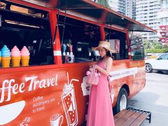 -三亚湾海居铂尔曼度假酒店